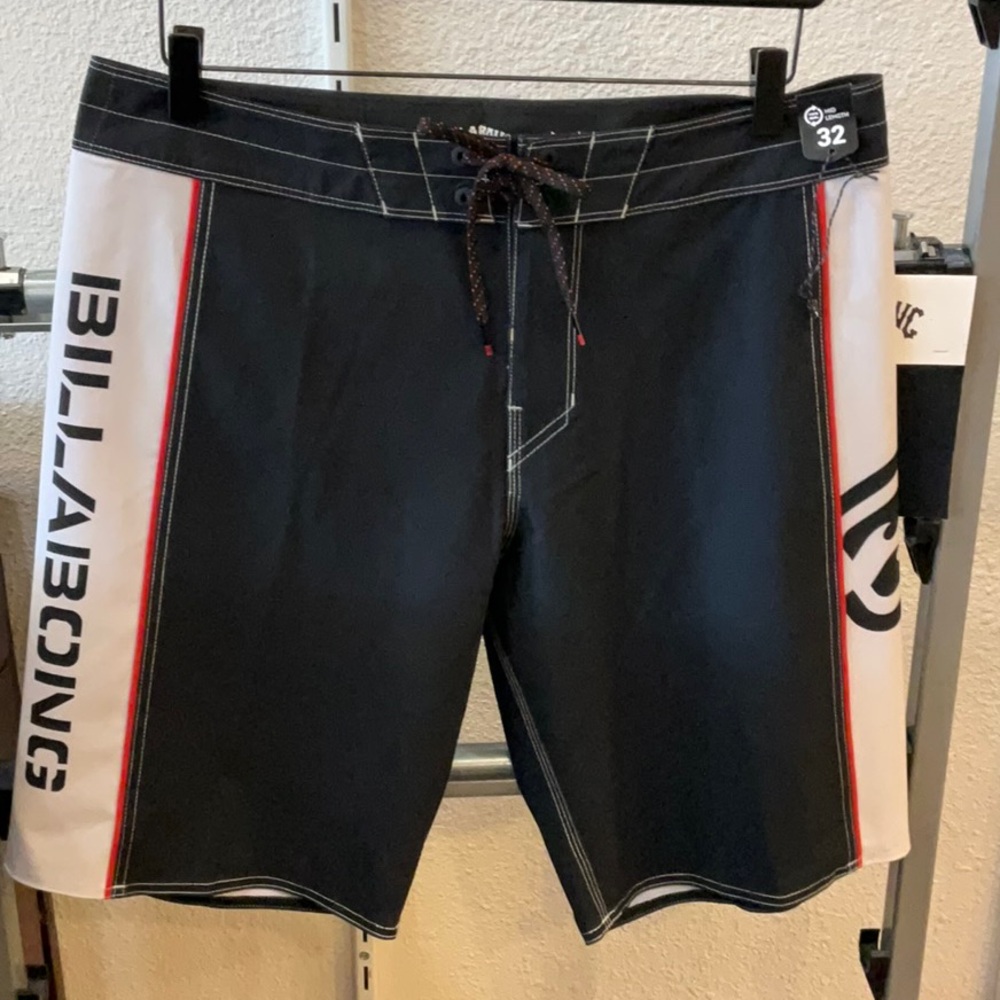 Men’s Billabong Board Short